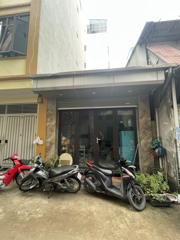 NHÀ CẤP 4 OTO TRÁNH - CẦU DIỄN - GẦN QL32 - GẦN GA TÀU TRÊN CAO