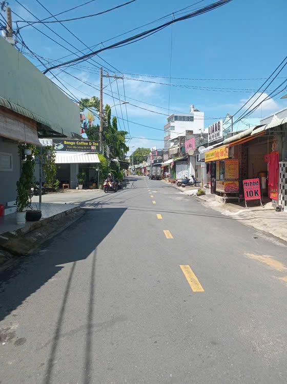 Võ Văn Kiệt, Q 5, 50 m2, 3 tầng, 8.X tỷ