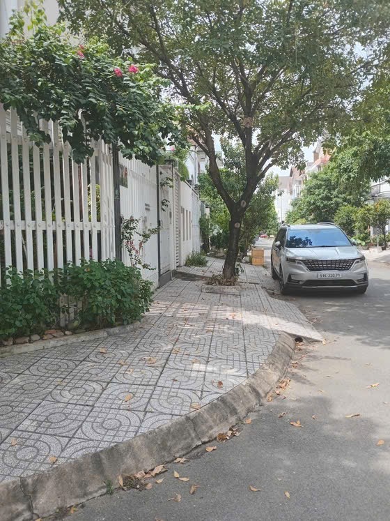 HXH, Yết Kiêu, Q5, 38m2, ngang 4 m, 9.X tỷ