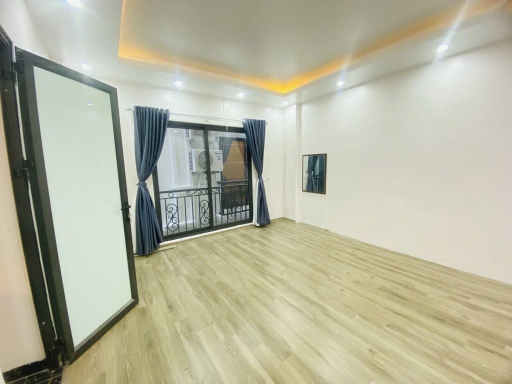 Trung tâm Thanh Xuân - Nhà mới xây 3 thoáng - ngõ nông