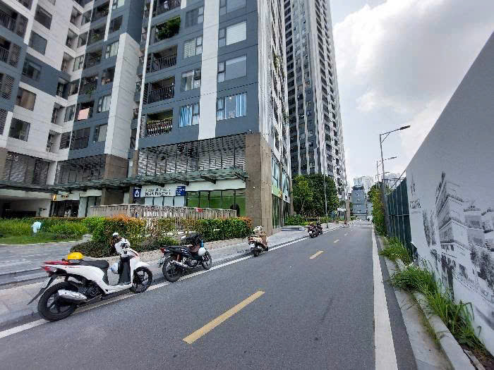 SHOPHOUSE CHÂN ĐẾ CHUNG CƯ TIỀM NĂNG CHO THUÊ VÀ KINH DOANH