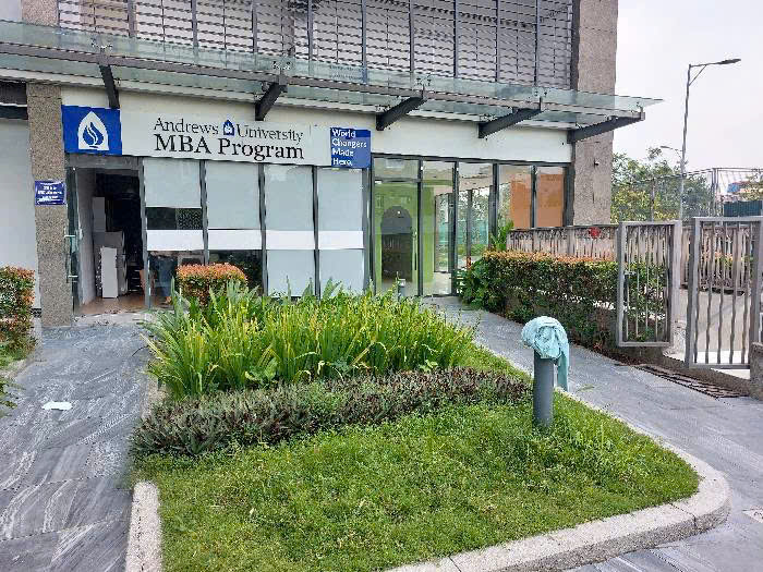 SHOPHOUSE CHÂN ĐẾ CHUNG CƯ TIỀM NĂNG CHO THUÊ VÀ KINH DOANH