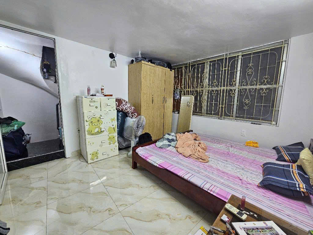 ĐÊ TRẦN KHÁT CHÂN LÔ GÓC CỰC HIẾM MẶT TIỀN 4,3M. Diện tích 11.8/21m2