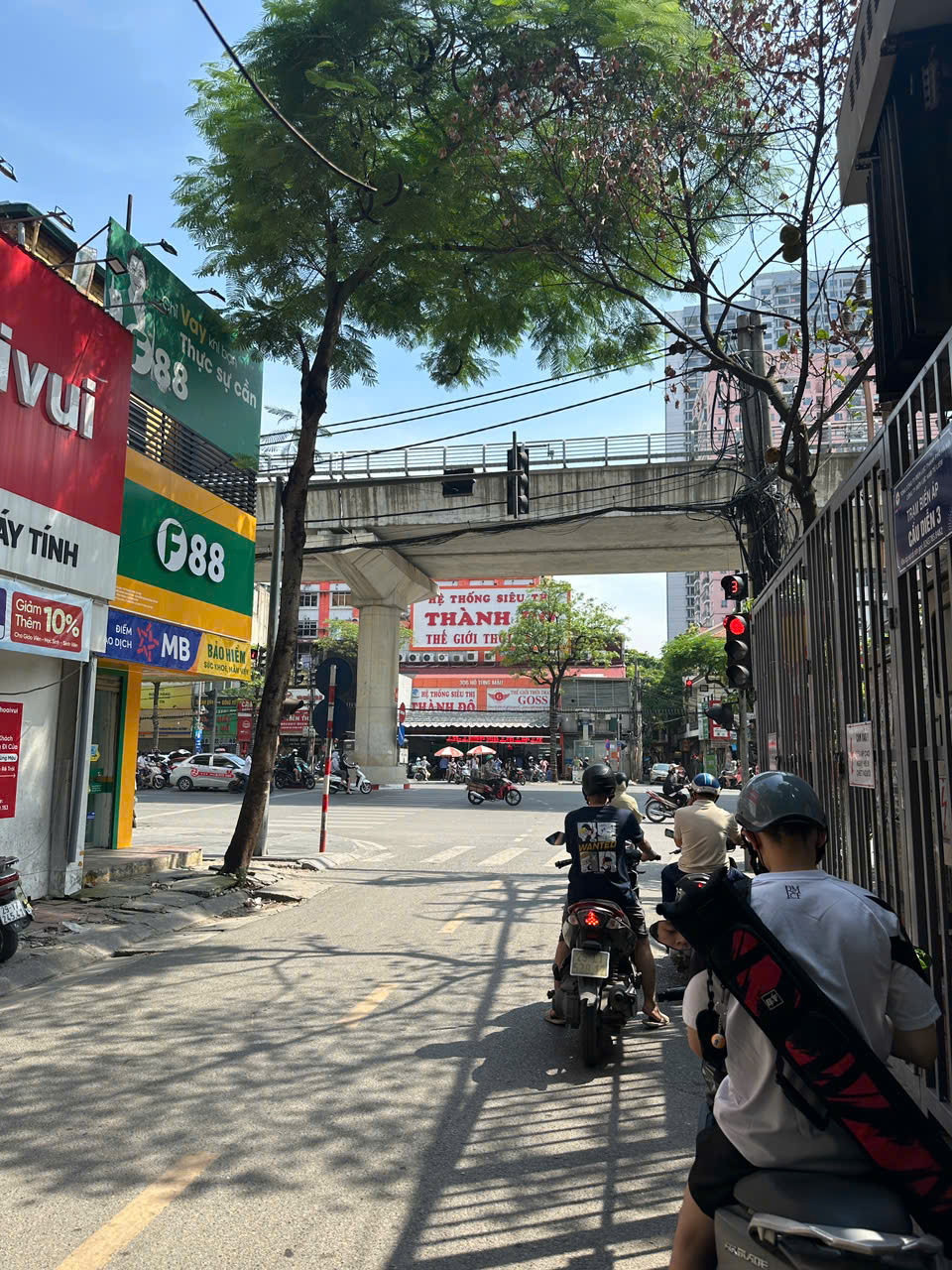 Bán nhà mới xây hồ tùng mậu 37m2 mặt tiền 4m 6 tầng 4 ngủ giá chỉ 9 tỷ