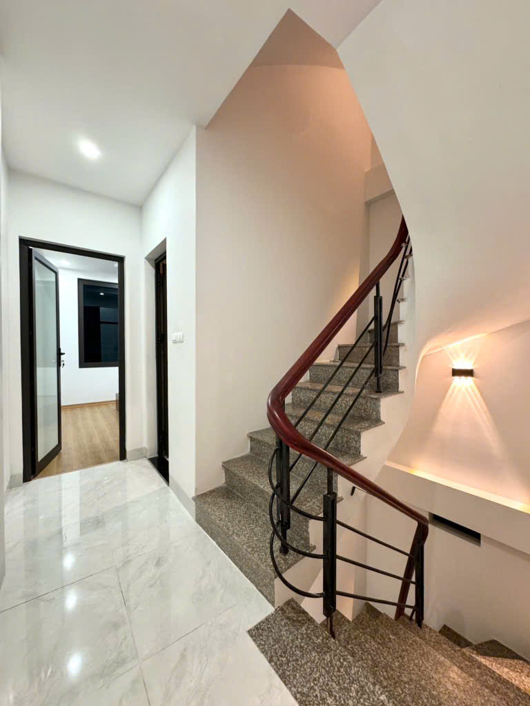 Bán nhà mới xây cầu diễn, ngọa long 38m2 mặt tiền 4m giá nhỉnh 6 tỷ