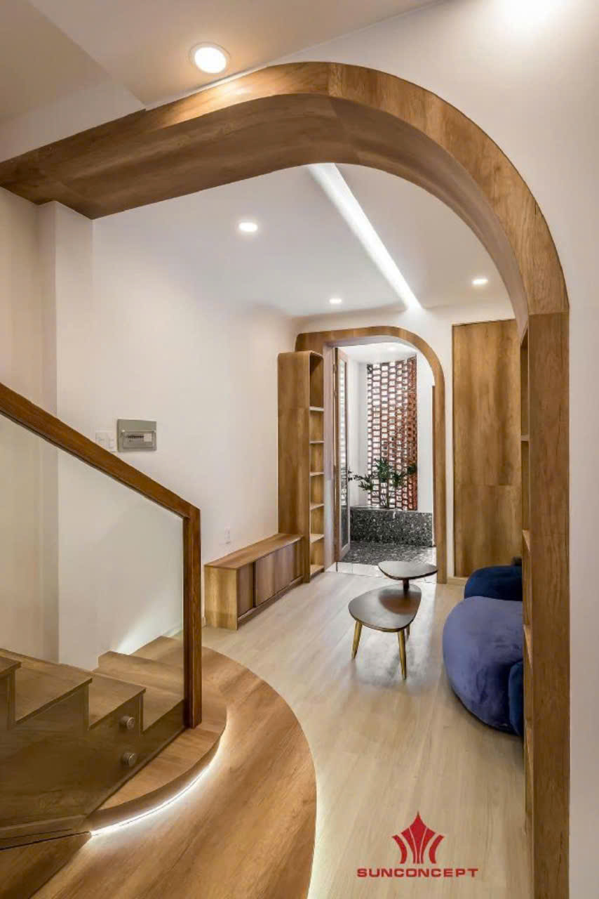 Bán Gấp Nhà Quận 7 , 3.1x 11m , 2 Tầng , Nhà Mới , Hẻm Xe Hơi , 6.x tỷ