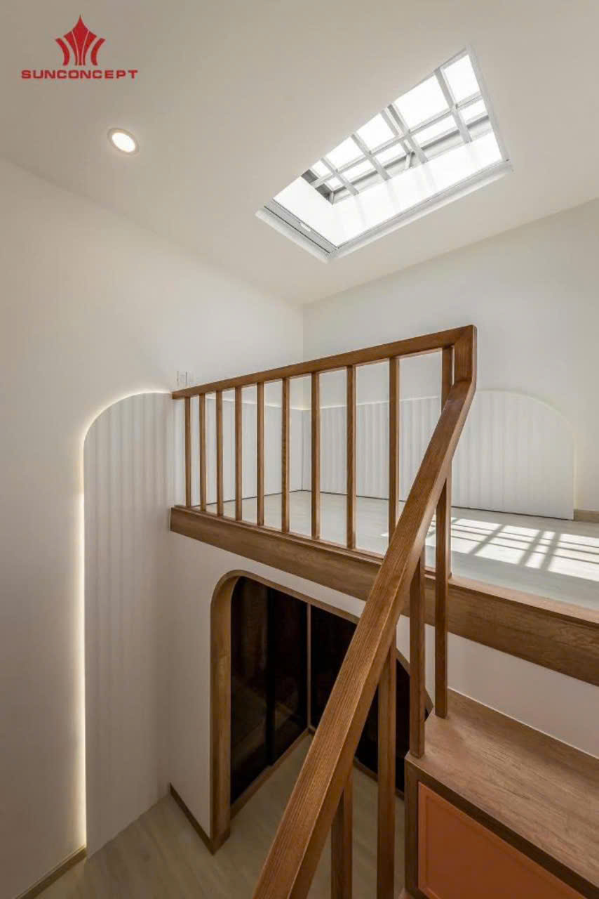 Bán Gấp Nhà Quận 7 , 3.1x 11m , 2 Tầng , Nhà Mới , Hẻm Xe Hơi , 6.x tỷ