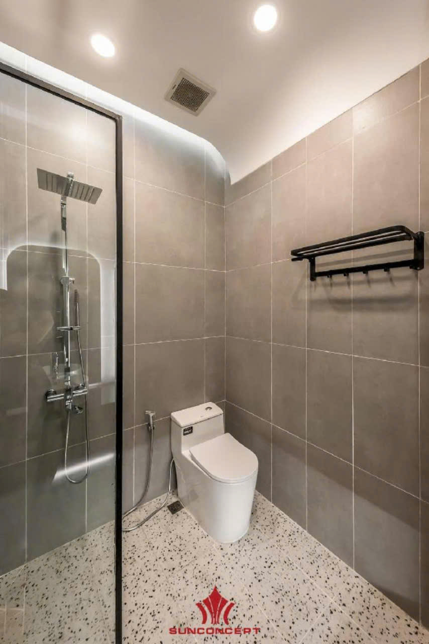 Bán Gấp Nhà Quận 7 , 3.1x 11m , 2 Tầng , Nhà Mới , Hẻm Xe Hơi , 6.x tỷ