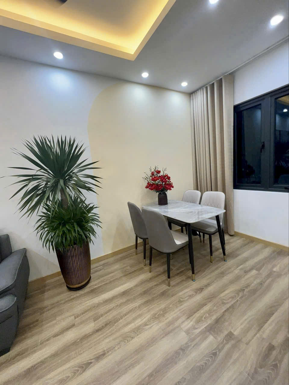 Cần bán nhà 5 tầng, Giải Phóng, đầy đủ công năng, mặt tiền rộng