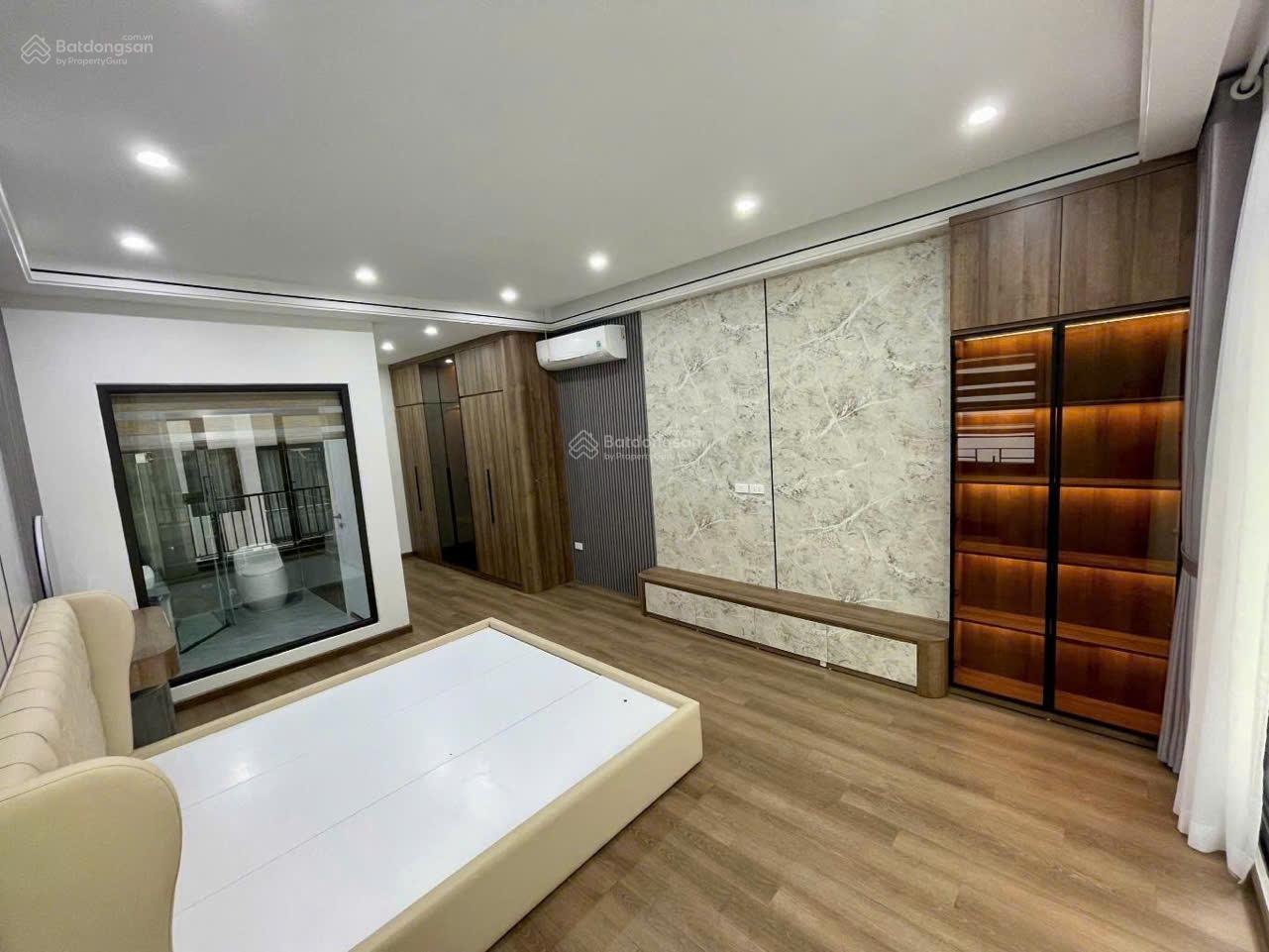 NGỌC THUỴ 6 TẦNG THANG MÁY - LÔ GÓC SIÊU ĐẸP THOÁNG MÁT ÁNH SÁNG NGẬP TRÀN - FULL NỘI THẤT XỊN XÒ