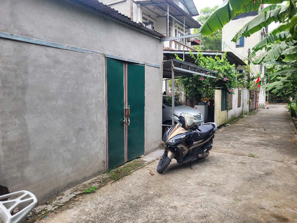 Bán đất Giang Biên, ngõ Camry tránh nhau đỗ thoải mái, phân lô vuông vắn 74m2 4.95 tỷ