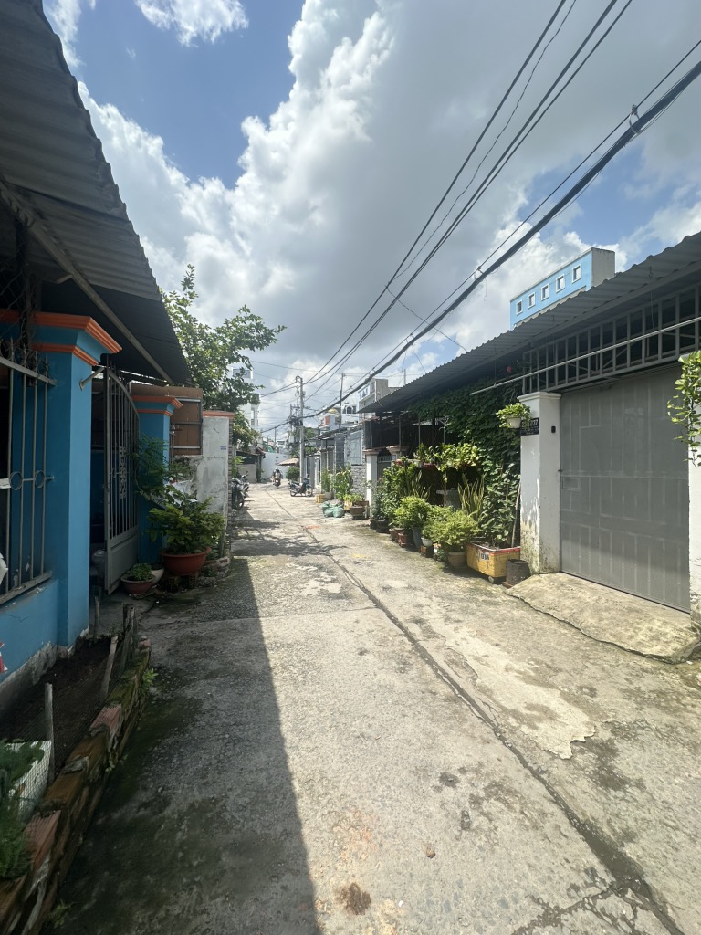 Nhà diện tích 76m2 ,phường Thới An, Q12. .