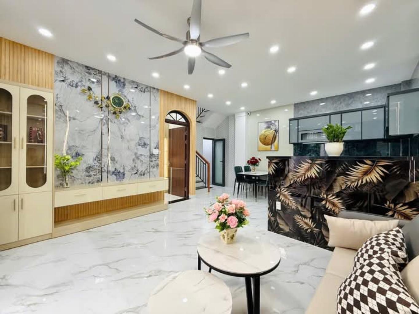 GẦN DỰ ÁN RẠCH XUYÊN TÂM - HXH - GIÁ TỐT 