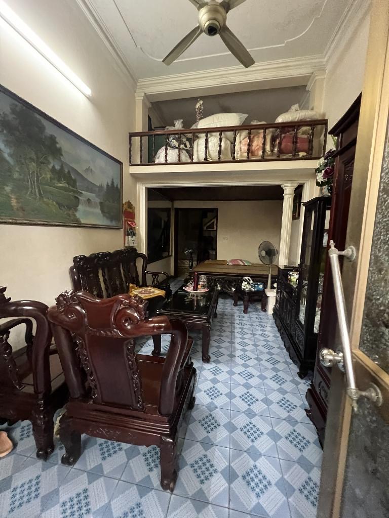 Bán nhà la Khê -45m2 gần trường học