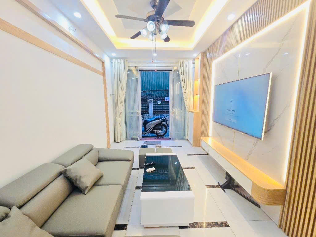 Cần bán nhà Thanh Lân - Hoàng Mai 30m2, 4 tầng