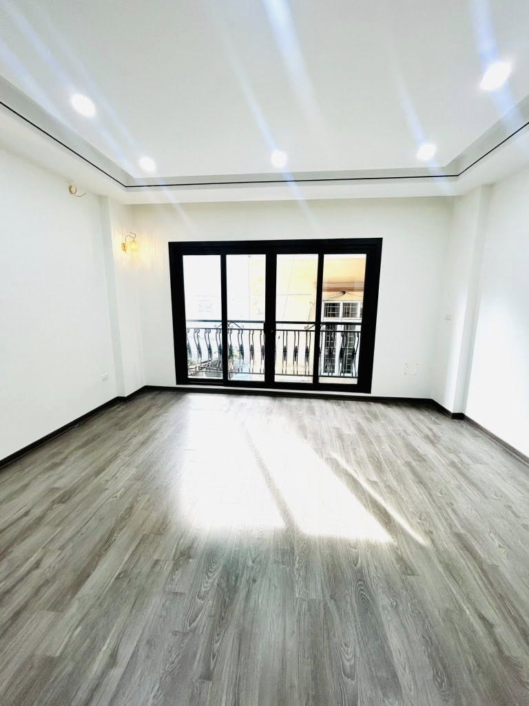 SIÊU PHẨM HAI BÀ - THIẾT KẾ ĐỈNH - XÁCH ĐỒ VỀ Ở LUÔN - LUNG LINH