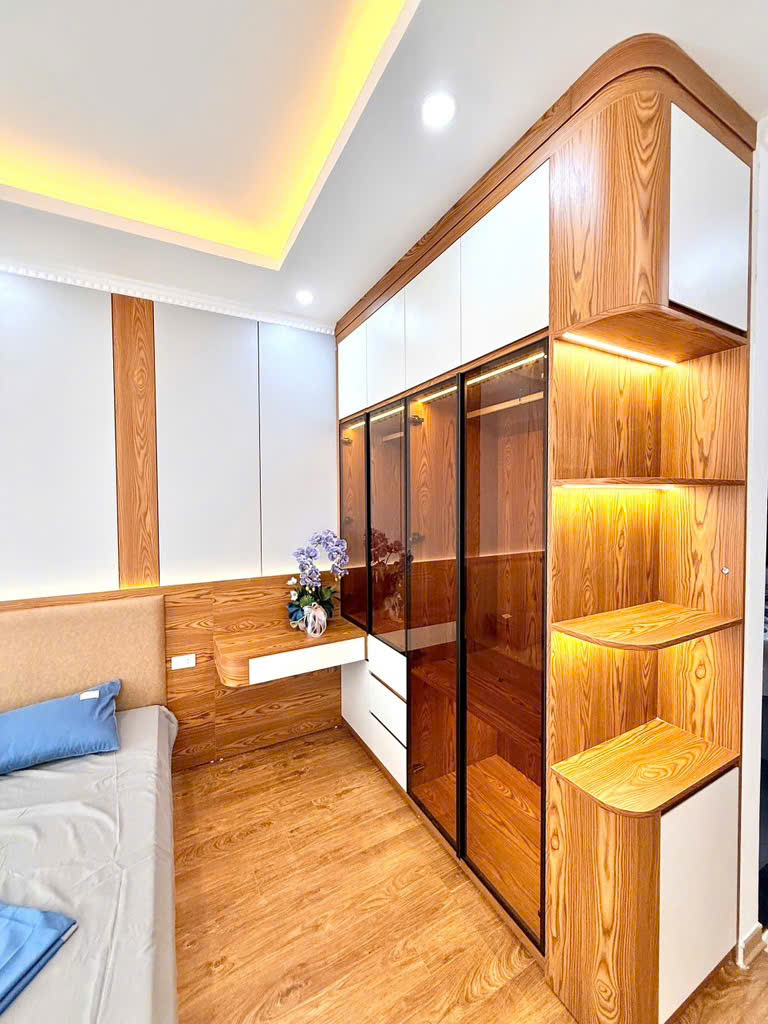 6TẦNG NHÀ MỚI KOONG -THANG MÁY - FULL NỘI THẤT - NHÀ ĐỊNH CÔNG HƠN 8TỶ