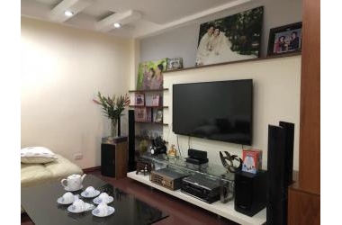 Bán nhà Quận Hoàng Mai 5 tầng-Kinh doanh-lô góc 2mặt ngõ-oto vào nhà chỉ 70tr/m