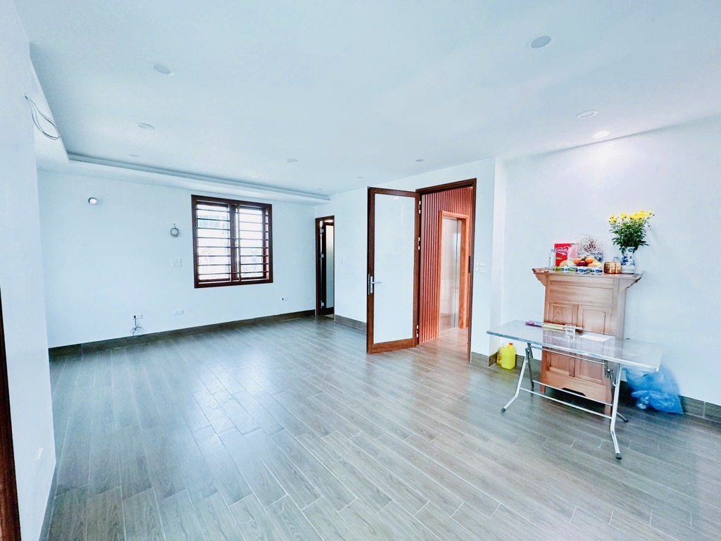 Bán nhà Văn Điển Thanh Trì,phân lô ô tô dừng đỗ,kinh doanh vp, 3 mặt thoáng,6 tầng thang máy, vị trí trung tâm, nhà mới toanh, 13,3 tỷ(còn thương lượng)