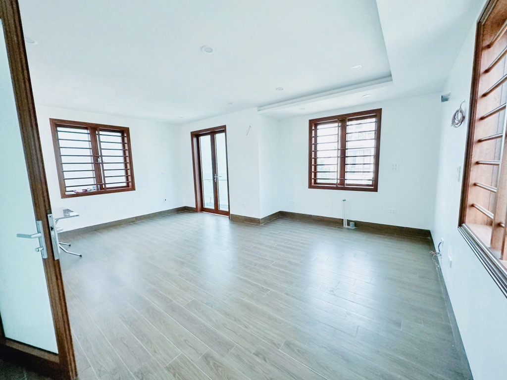 Bán nhà Văn Điển Thanh Trì,phân lô ô tô dừng đỗ,kinh doanh vp, 3 mặt thoáng,6 tầng thang máy, vị trí trung tâm, nhà mới toanh, 13,3 tỷ(còn thương lượng)