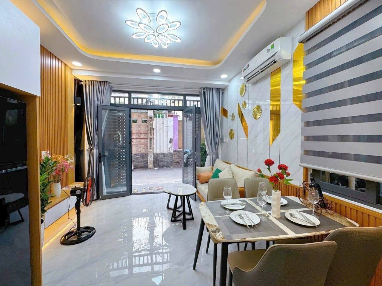 Bán Nhà hẻm ô tô Lê Quang Định, P1, Gò Vấp - 5,96 Tỷ, DT 3,7m x 11m, 1 Trệt 1 Lầu, Full Nội Thất