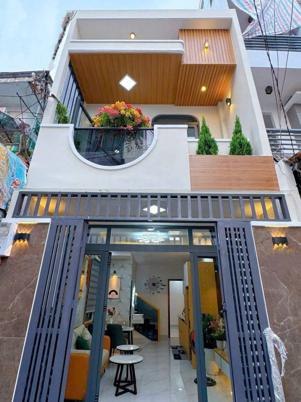 Bán Nhà hẻm ô tô Lê Quang Định, P1, Gò Vấp - 5,96 Tỷ, DT 3,7m x 11m, 1 Trệt 1 Lầu, Full Nội Thất