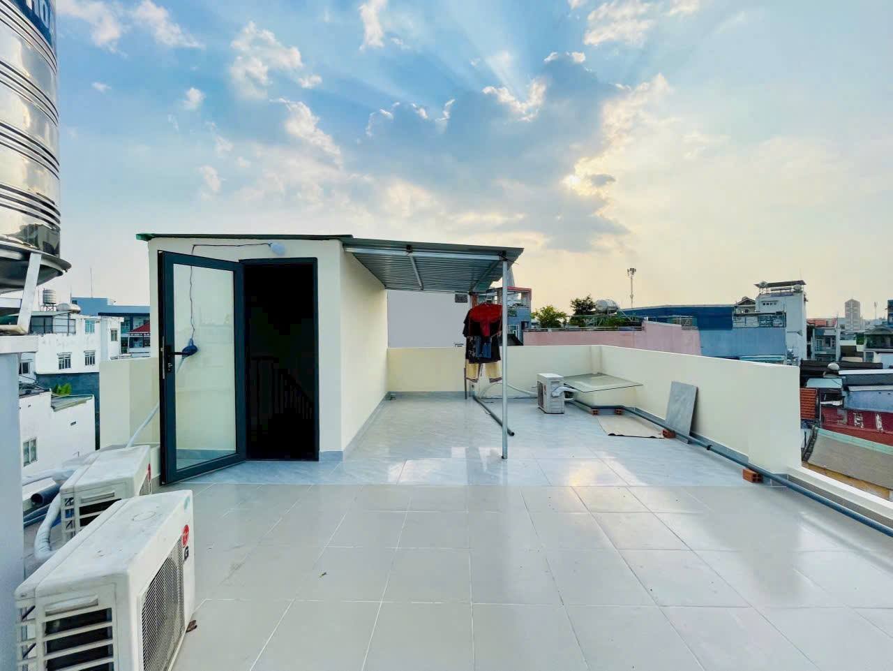 CHDV Đường Thống Nhất, 5PN, 40m2 _ 5,4 tỷ, cho thuê 22 Triệu/Tháng.