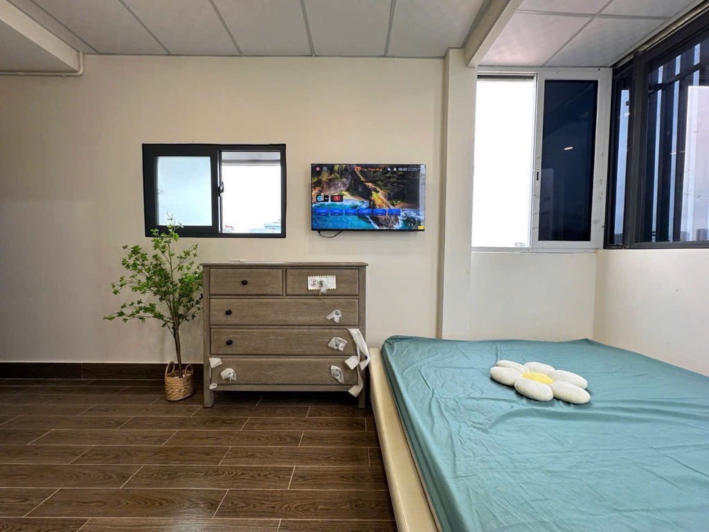 QUẬN 7 - BÁN TOÀ CHDV - 8 PHÒNG - DÒNG TIỀN - THANG MÁY - 6.X TỶ TL