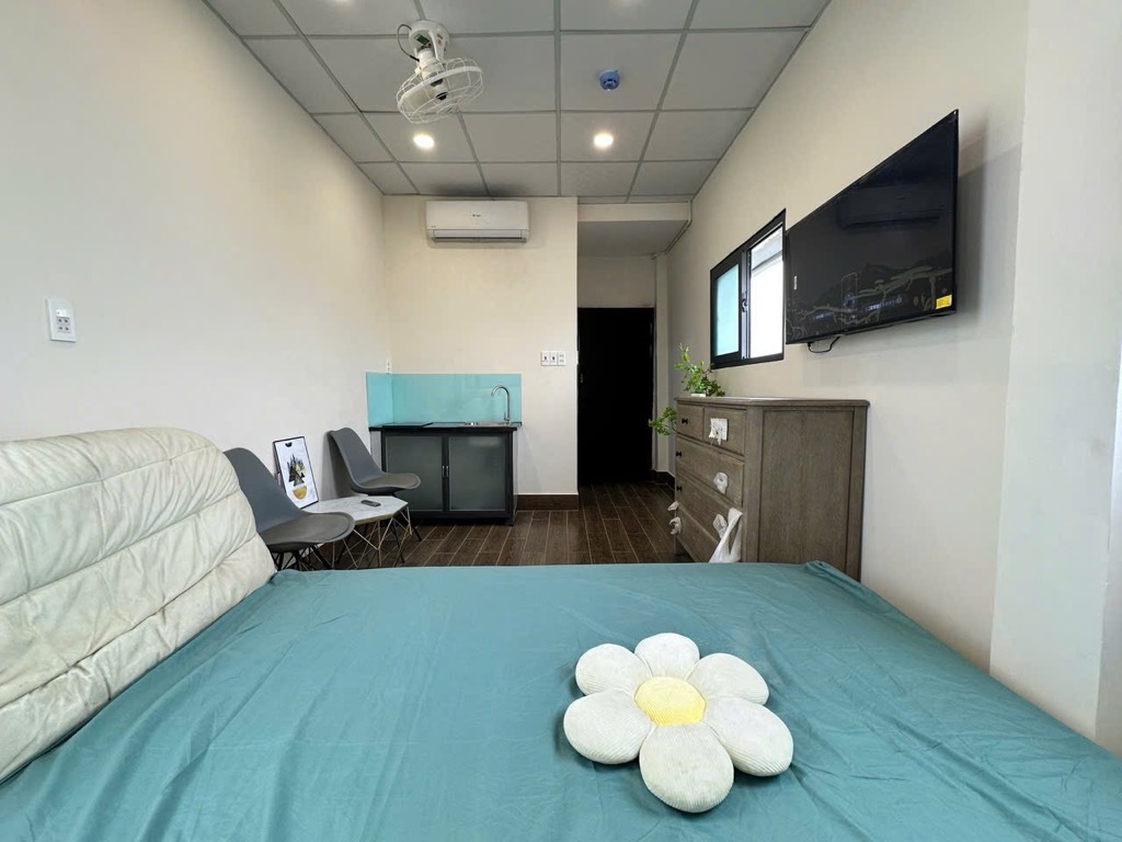 QUẬN 7 - BÁN TOÀ CHDV - 8 PHÒNG - DÒNG TIỀN - THANG MÁY - 6.X TỶ TL