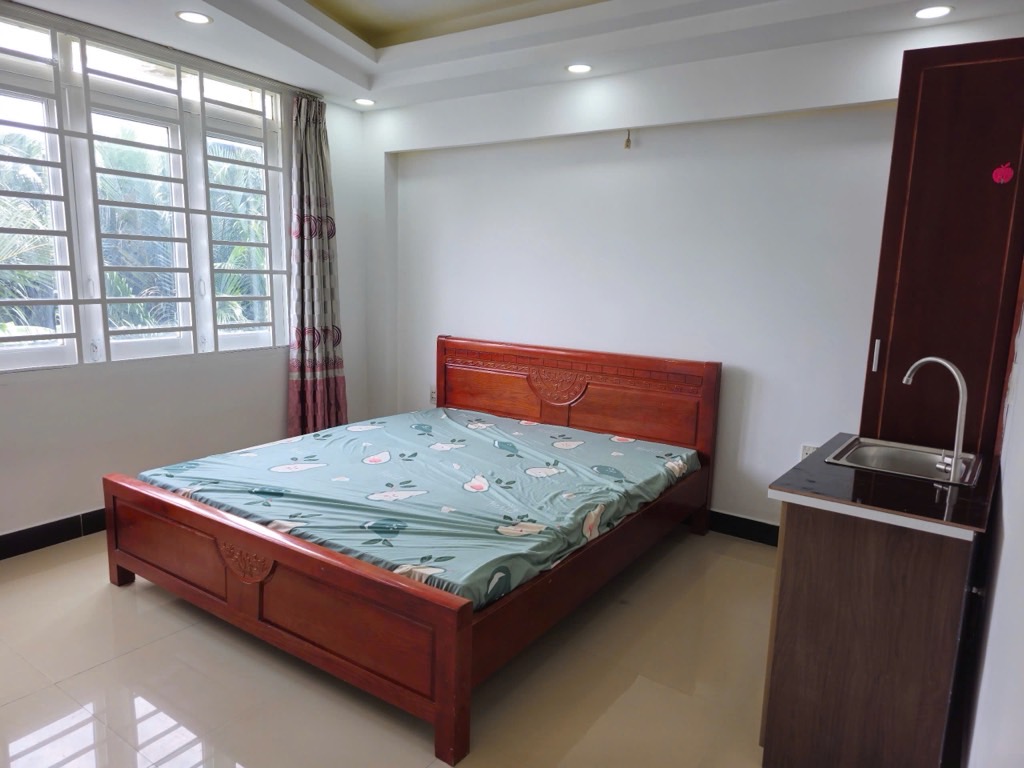 Quận 7 bán 8 chdv cho thuê 30tr/tháng, hẻm thông, gần Lotte, TDTU, Rmit nhỉnh 6 tỷ