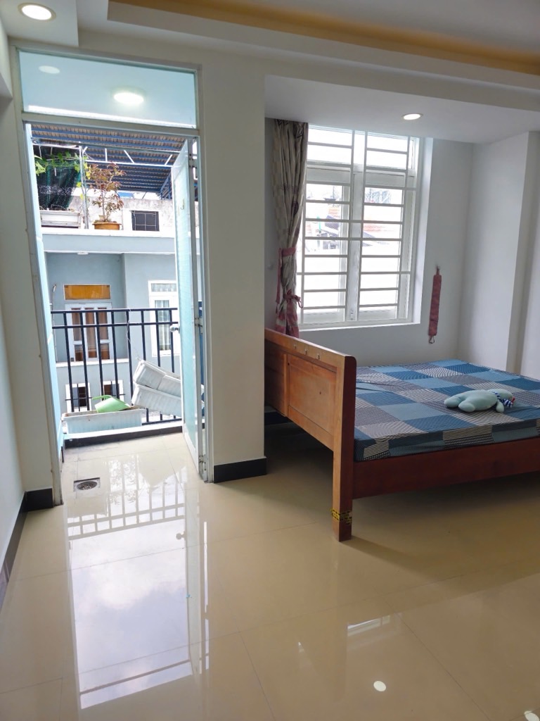 Quận 7 bán 8 chdv cho thuê 30tr/tháng, hẻm thông, gần Lotte, TDTU, Rmit nhỉnh 6 tỷ