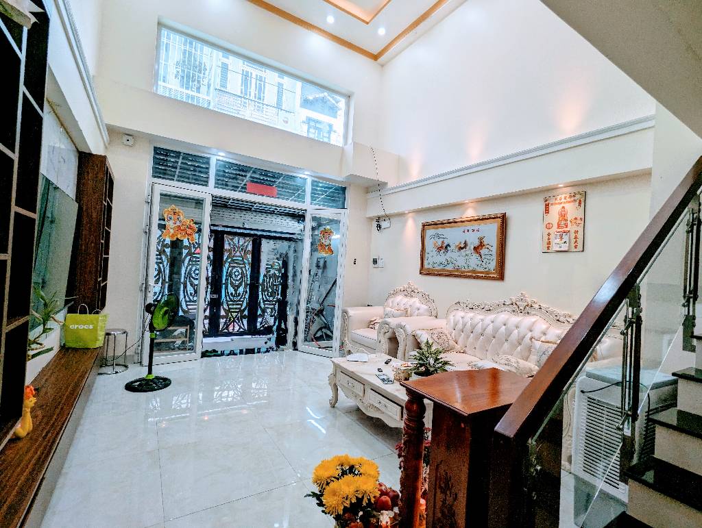 Quận 7 bán nhà kế Phú Mỹ Hưng, hẻm xe hơi tới, sổ hồng, gần 80m2, nhỉnh 7 tỷ