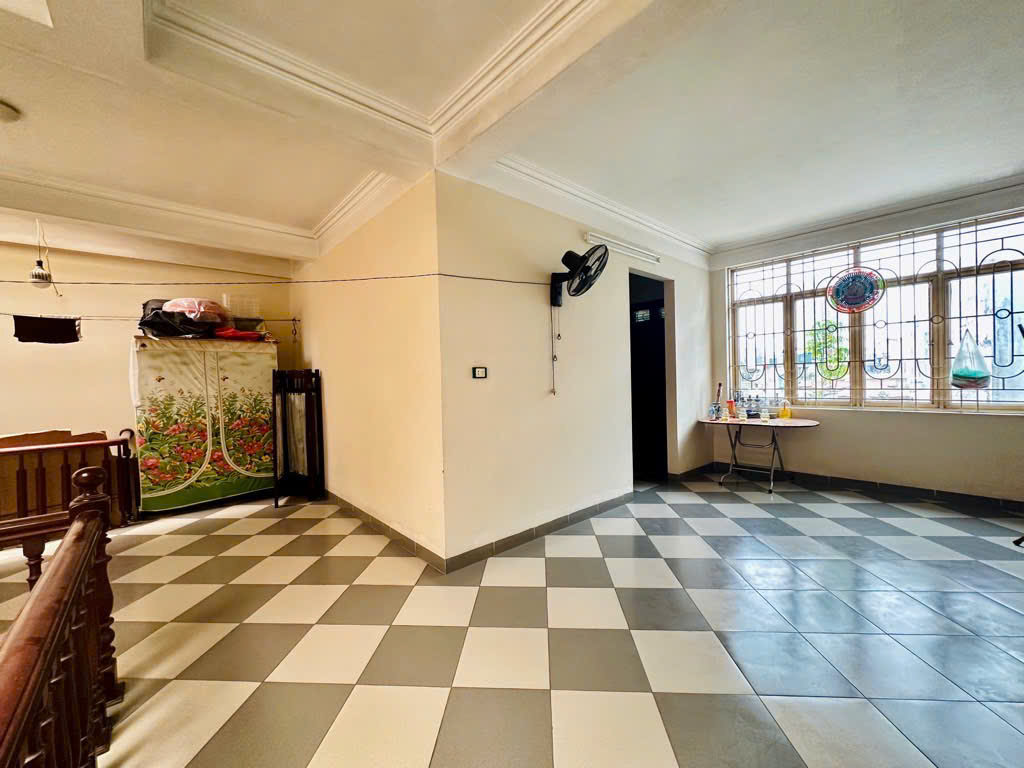 BÁN NHÀ PHỐ LẠC TRUNG_HAI BÀ TRƯNG_PHÂN LÔ_ÔTÔ VÀO TẬN CỬA_KINH DOANH TỐT_13,9 TỶ