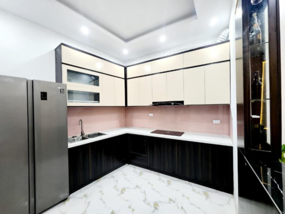 Bán nhà ở ngay Quang Lãm 30,2m2 ô tô đỗ ngay cửa, giá 4,1 tỷ