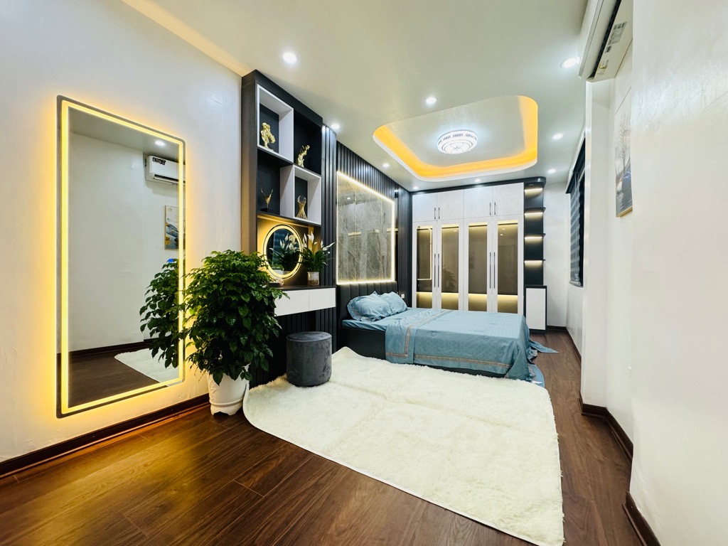 Bán nhà Linh Đàm mới xây, đẹp lung linh, 35m2, 6,9 tỷ