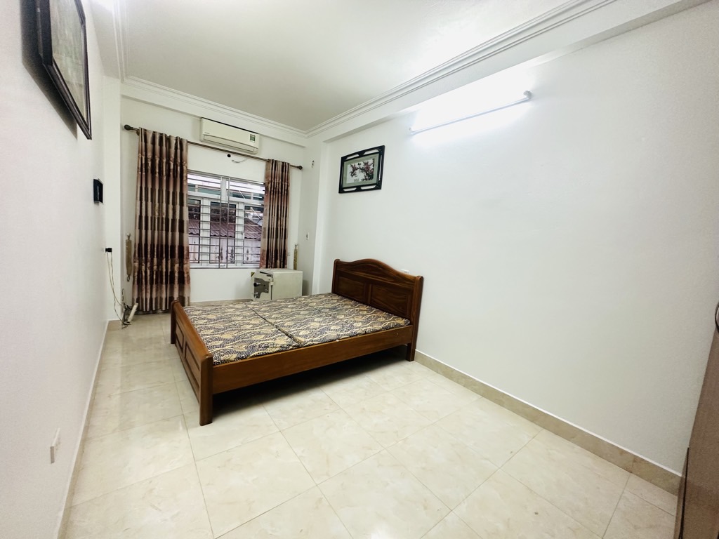 Nhà đẹp Ngọc Hồi, d/tích 24/29m2, 5 tầng, gi.á 5,8 t/ỷ.