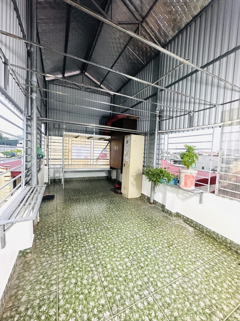 Nhà đẹp Ngọc Hồi, d/tích 24/29m2, 5 tầng, gi.á 5,8 t/ỷ.