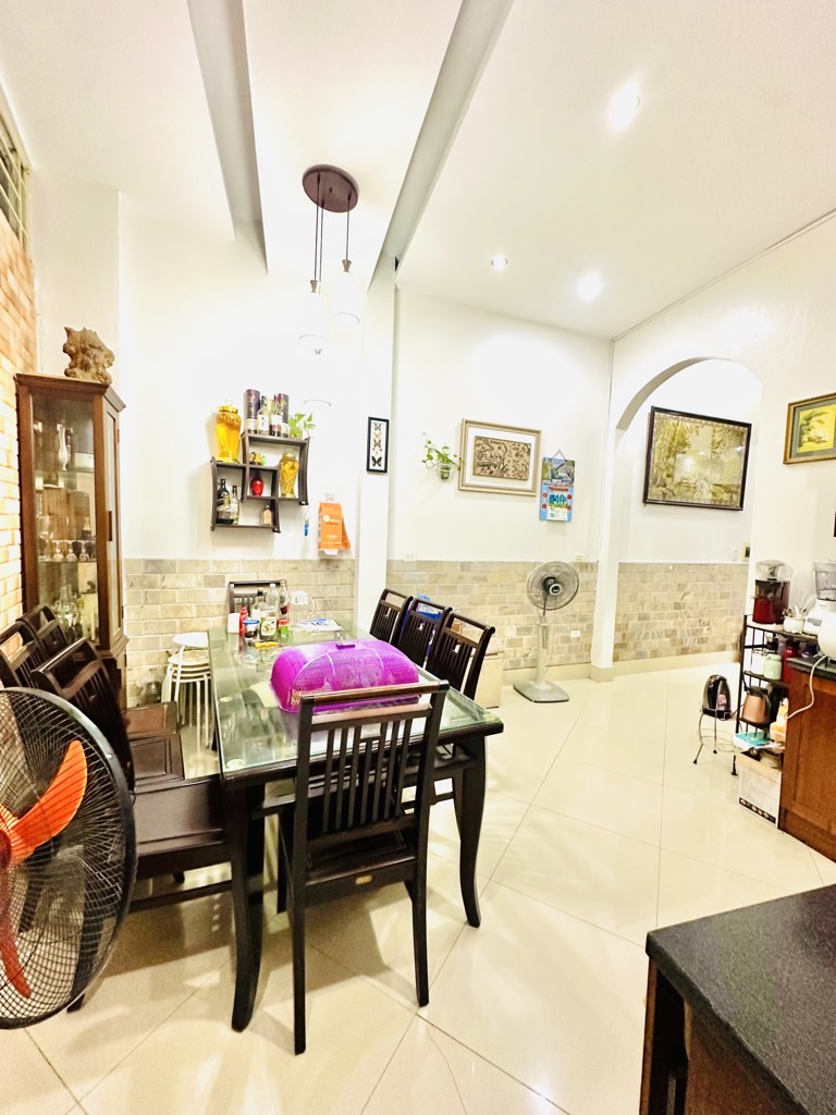 VĨNH HƯNG - NHÀ MỚI XÂY, DIỆN TÍCH RỘNG, Ô TÔ ĐỖ CỬA, 5 TẦNG, 6 PHÒNG KHÉP KÍN