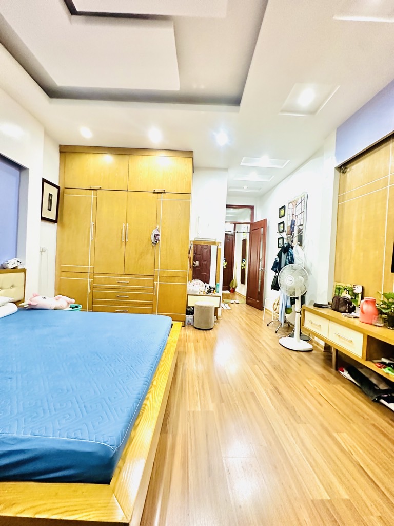 VĨNH HƯNG - NHÀ MỚI XÂY, DIỆN TÍCH RỘNG, Ô TÔ ĐỖ CỬA, 5 TẦNG, 6 PHÒNG KHÉP KÍN