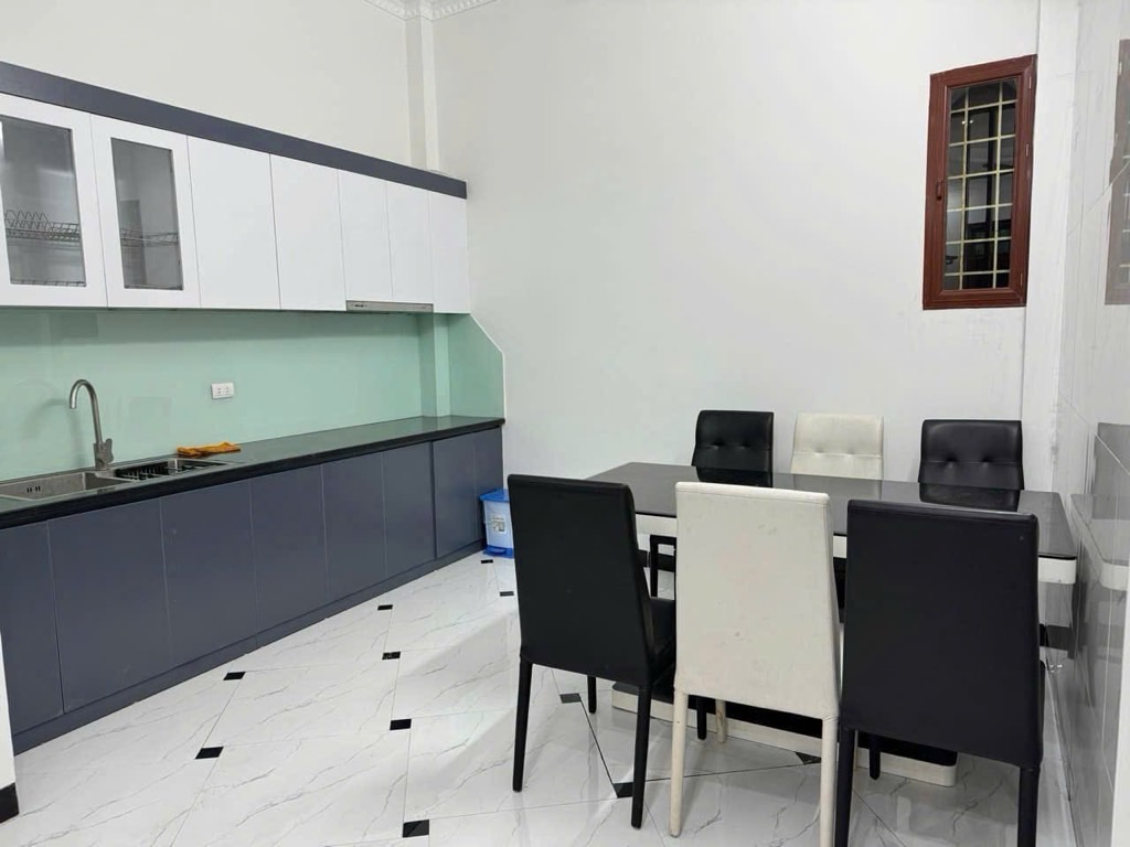 BÁN NHÀ TÂN MAI - LÔ GÓC, Ô TÔ TRÁNH, KINH DOANH, Ô TÔ VÀO NHÀ, 5 TẦNG Ở NGAY