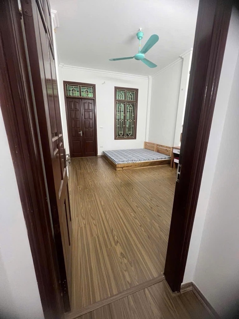 BÁN NHÀ TÂN MAI - LÔ GÓC, Ô TÔ TRÁNH, KINH DOANH, Ô TÔ VÀO NHÀ, 5 TẦNG Ở NGAY