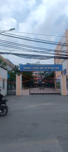 Đất trống khu phân lô Hoàng Mai, giá 9.X tỷ, 42m2 phù hợp xây văn phòng, căn hộ dịch vụ dòng tiền tốt.Ngõ Vinfast VF9 quay đầu