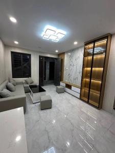 nhà đẹp tại phường Khương Đình, Thanh Xuân, Hà nội.35m2, 7.3 tỷ, mặt tiền 3.3m, lô góc.