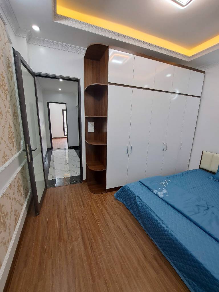 ⭐️NHÀ ĐẸP THANH LÂN,GẦN PHỐ - NGÕ NÔNG - NHIỀU TIỆN ÍCH XUNG QUANH  44 M 5 TẦNG ,NHỈNH 8 TỶ XÍU. ⭐️