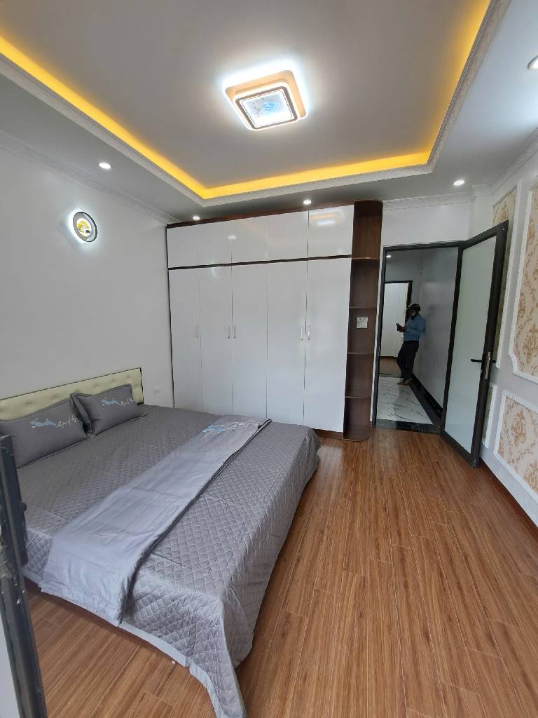 ⭐️NHÀ ĐẸP THANH LÂN,GẦN PHỐ - NGÕ NÔNG - NHIỀU TIỆN ÍCH XUNG QUANH  44 M 5 TẦNG ,NHỈNH 8 TỶ XÍU. ⭐️