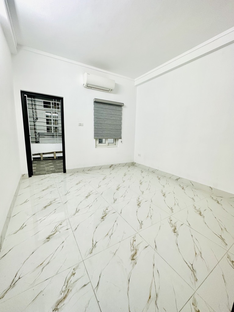 THANH LÂN ,NGŨ NHẠC ,NAM DƯ, VỊ TRÍ SIÊU ĐẸP - SÁT MẶT PHỐ -  32M,5 TẦNG ,CHỈ HƠN 5 TỶ.