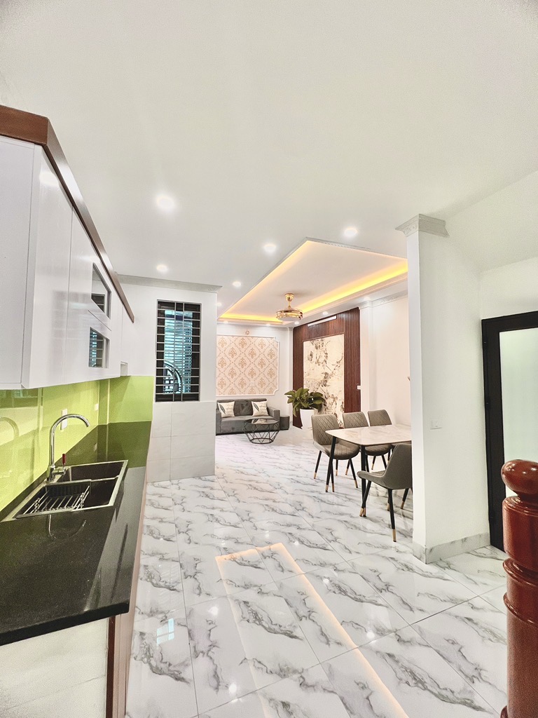 Thanh Lân,Ngũ Nhạc,Nam Dư,48 m×5 tầng ,tặng full nội thất,gần ô tô, nhỉnh 6 tỷ.