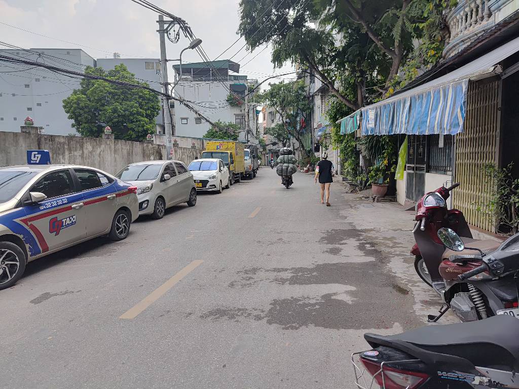 #ĐỀN_LỪ TRƯỚC NHÀ RỘNG 5M CÓ VỈA HÈ,THANG MÁY KHU PHÂN LÔ  Ô TÔ NGỦ TRONG NHÀ 45M 6 TẦNG.