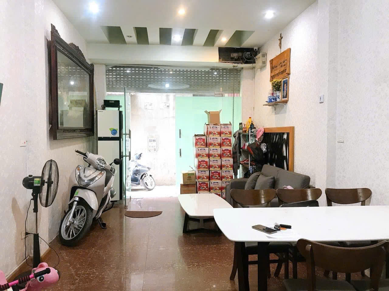 NHANH THÌ CÒN ! Bán nhà Chùa Bộc ngõ thông 30m2 5 tầng chỉ hơn 7 tỷ