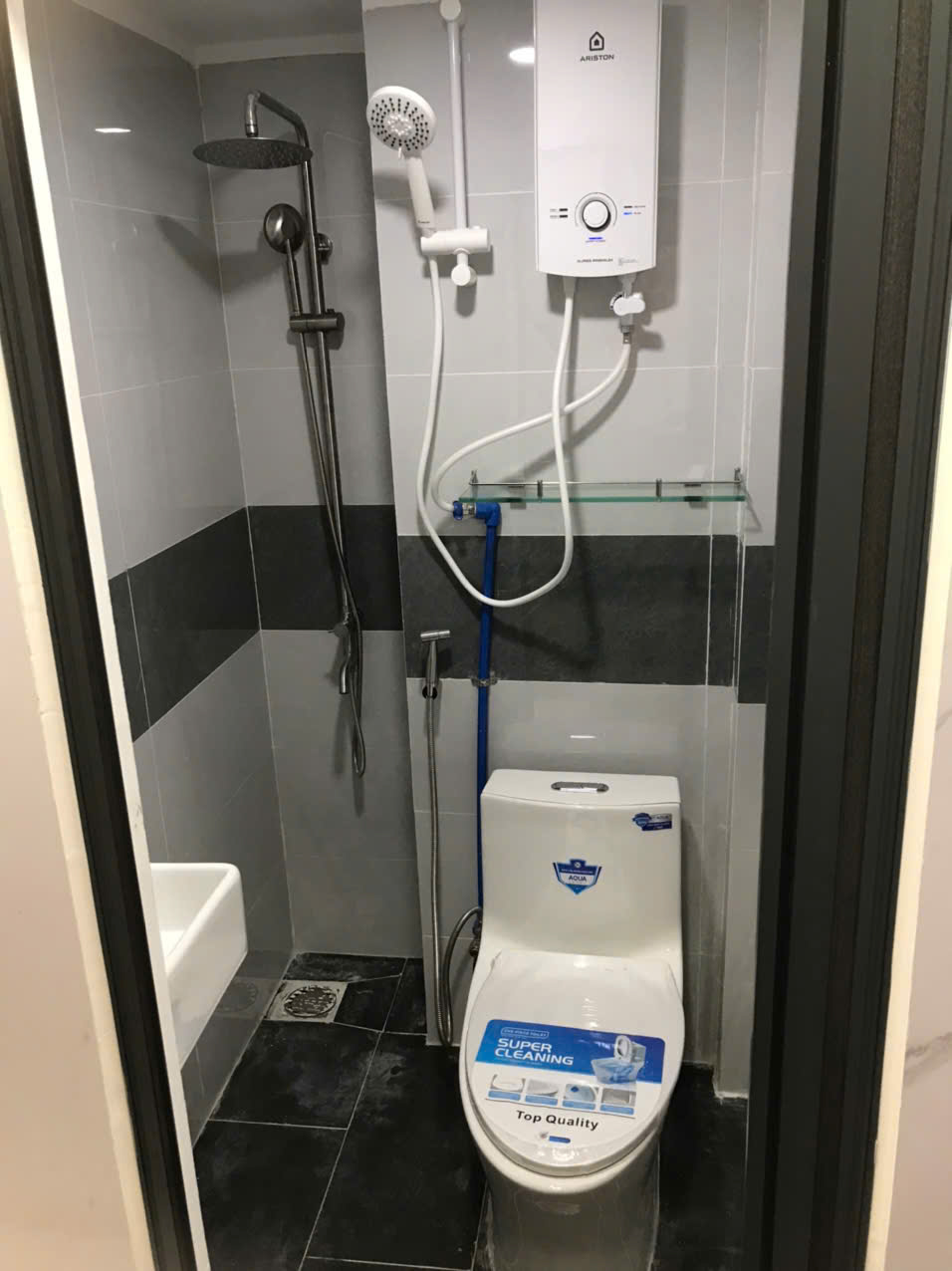 Bán nhà đường Cách Mạng Tháng 8 quận 3